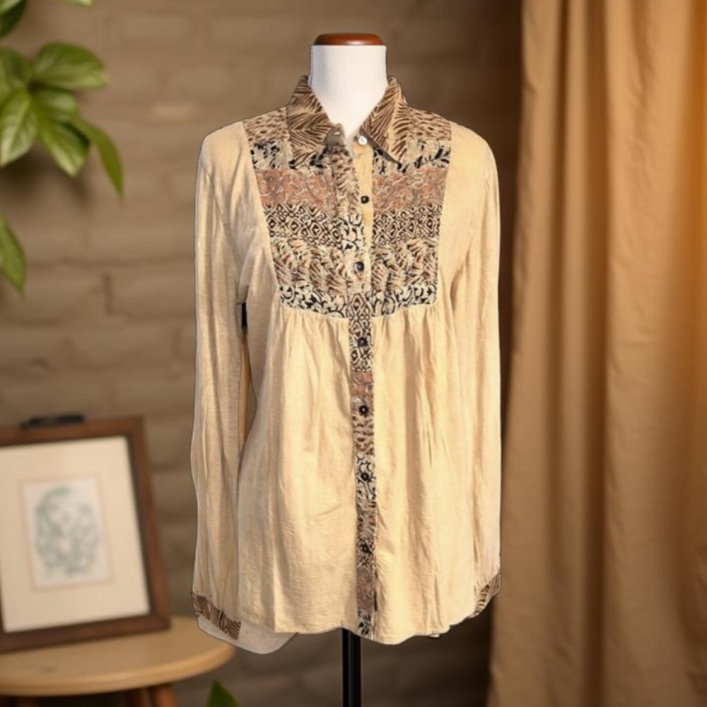 Young Thread Patterned Top Latte / Cream Large NWT